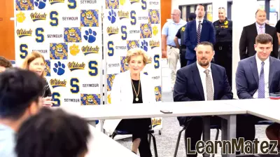 Education Secretary Linda McMahon Visits Seymour Schools