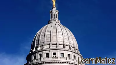 Examining the Integration of Higher Education into State Budgets