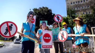 Haredi women, academics file petition with High Court against gender-segregated education law