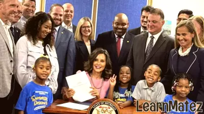 Michigan Governor Signs Education Budget with Major Literacy Funding