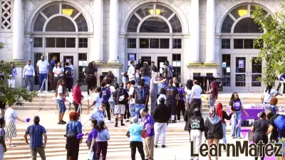 Two DC schools wilt under blazing temps, schools closed